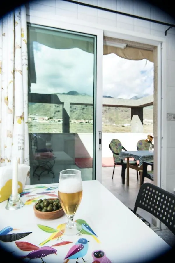 Spacious Apartment With Mountain View In Candelaria 130M² + Pool